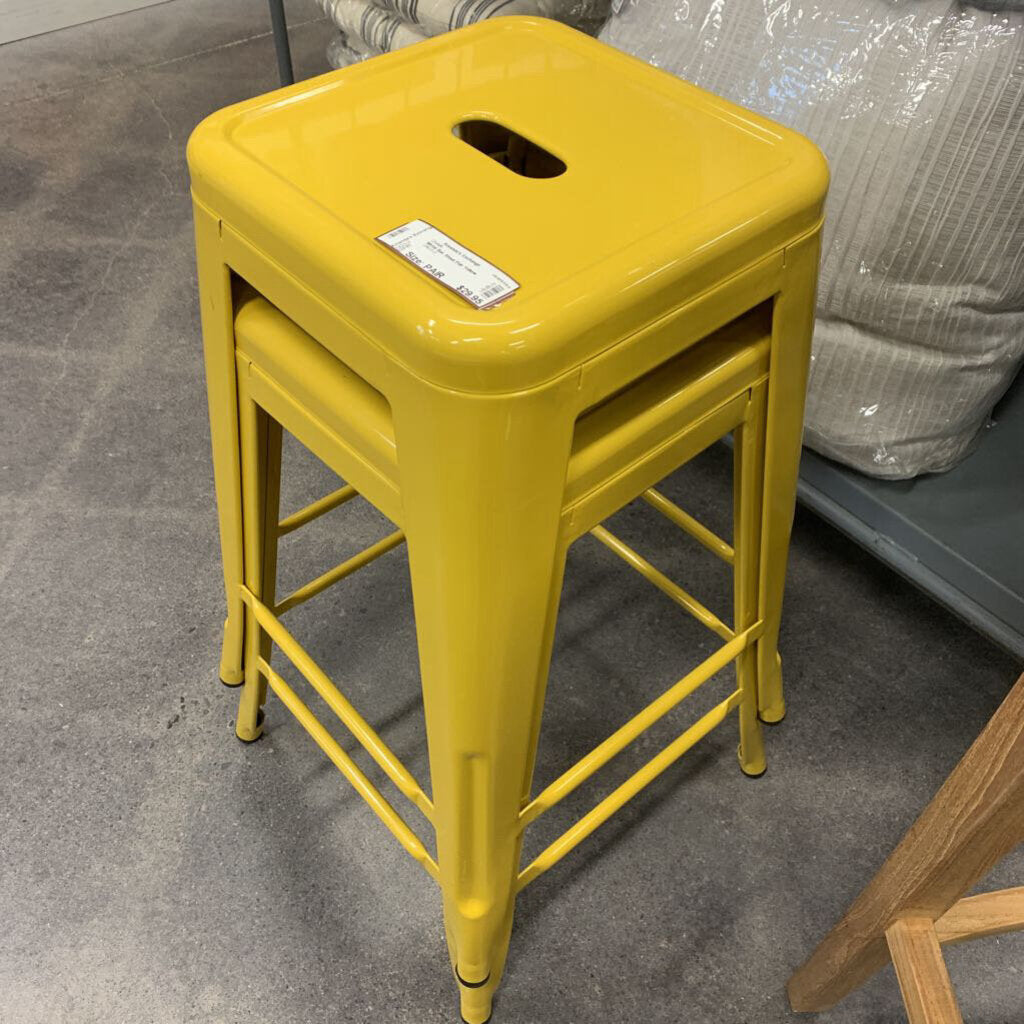 Metal Bar Stool Pair