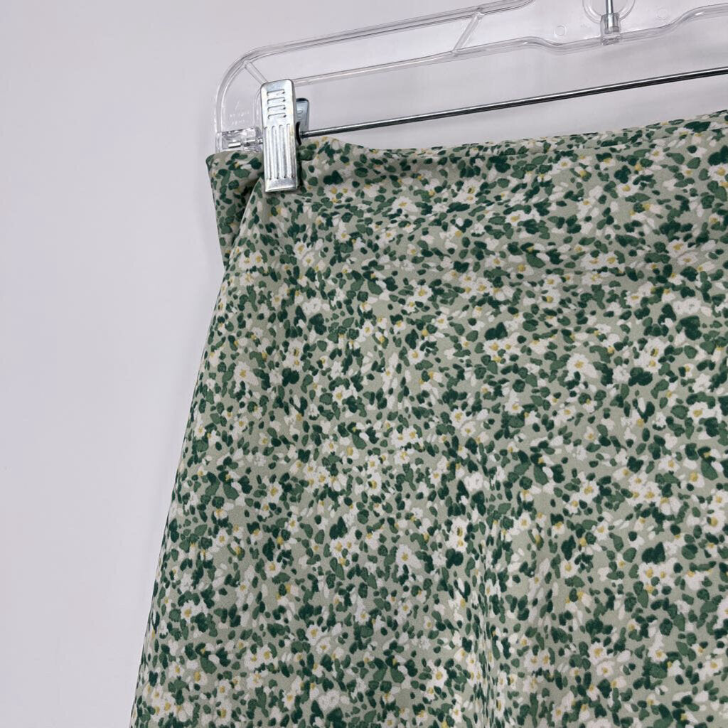 Fashionista Union Floral Skirt