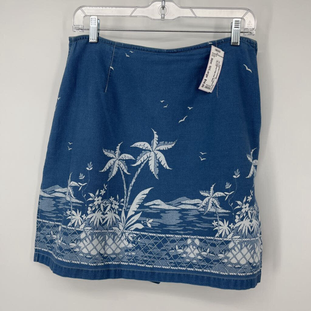 Liz Claiborne Palm Print Skort