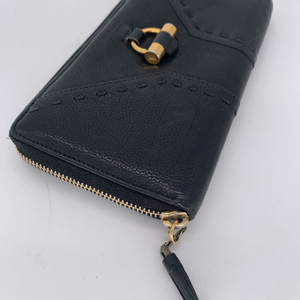 YSL Muse Wallet AS IS