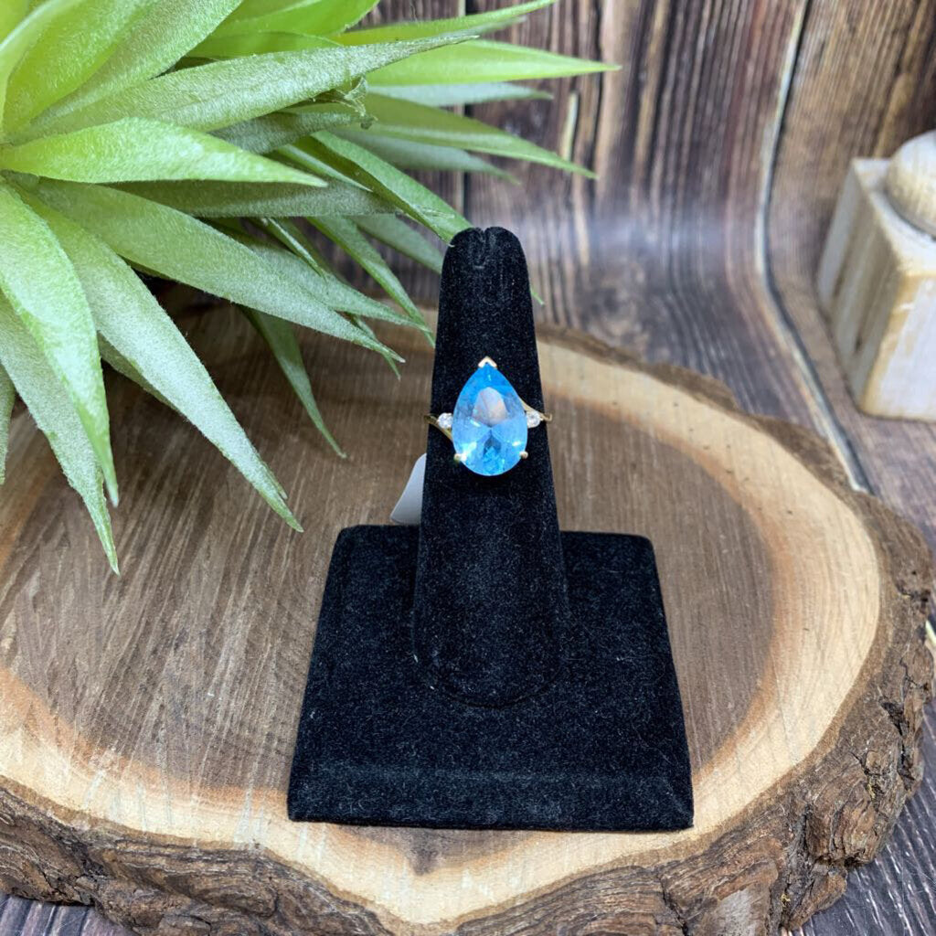 14K Gem and Diamond Ring