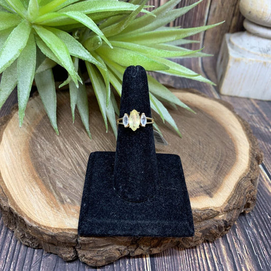 10k YG Gem Ring
