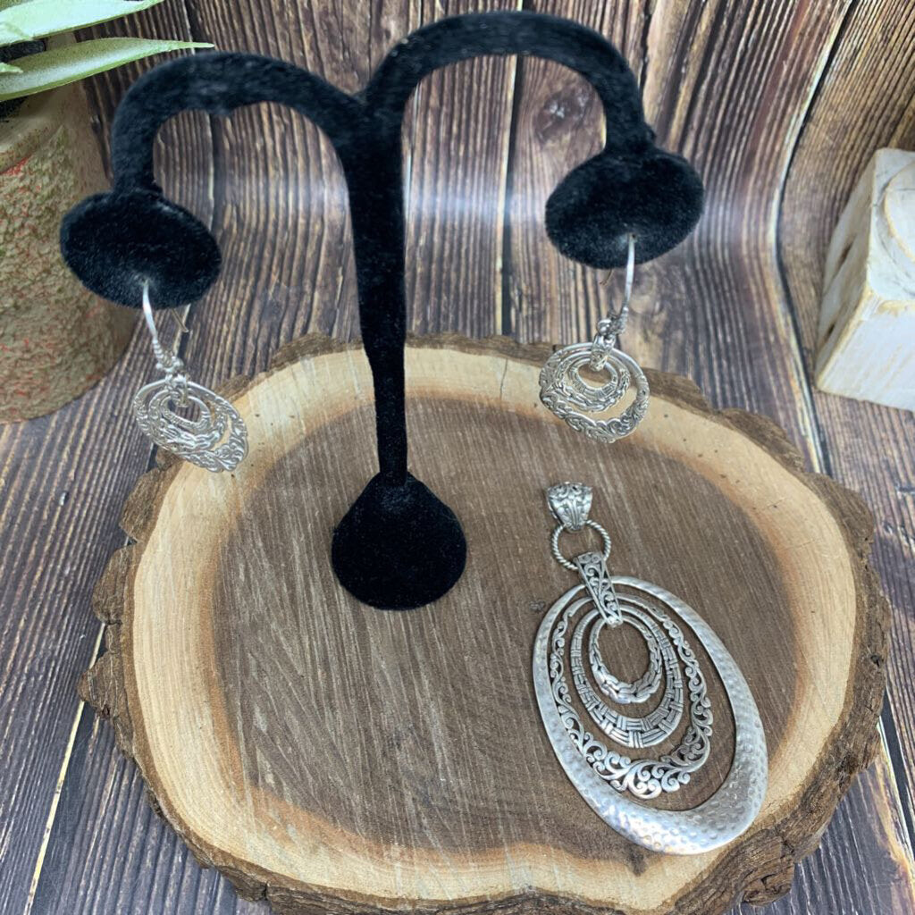 Sarda Sterling Pendant and Earrings Set
