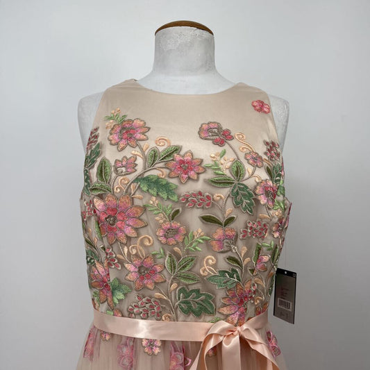 Tahari Sleeveless Floral Dress