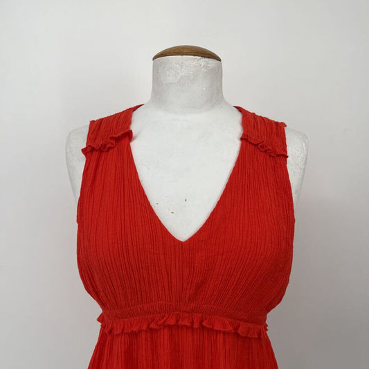 Lush Sleeveless Shirt