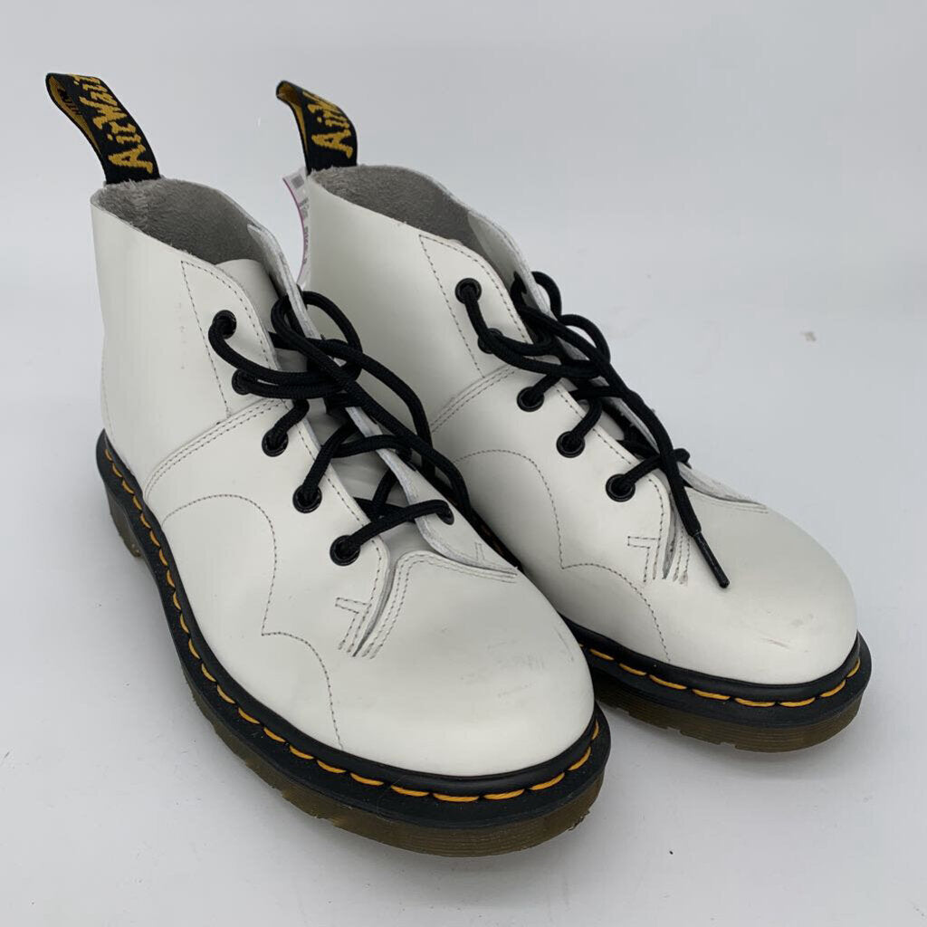 Doc Martens Low Boots