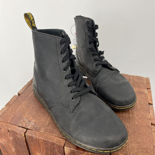 DR. Martens Boots