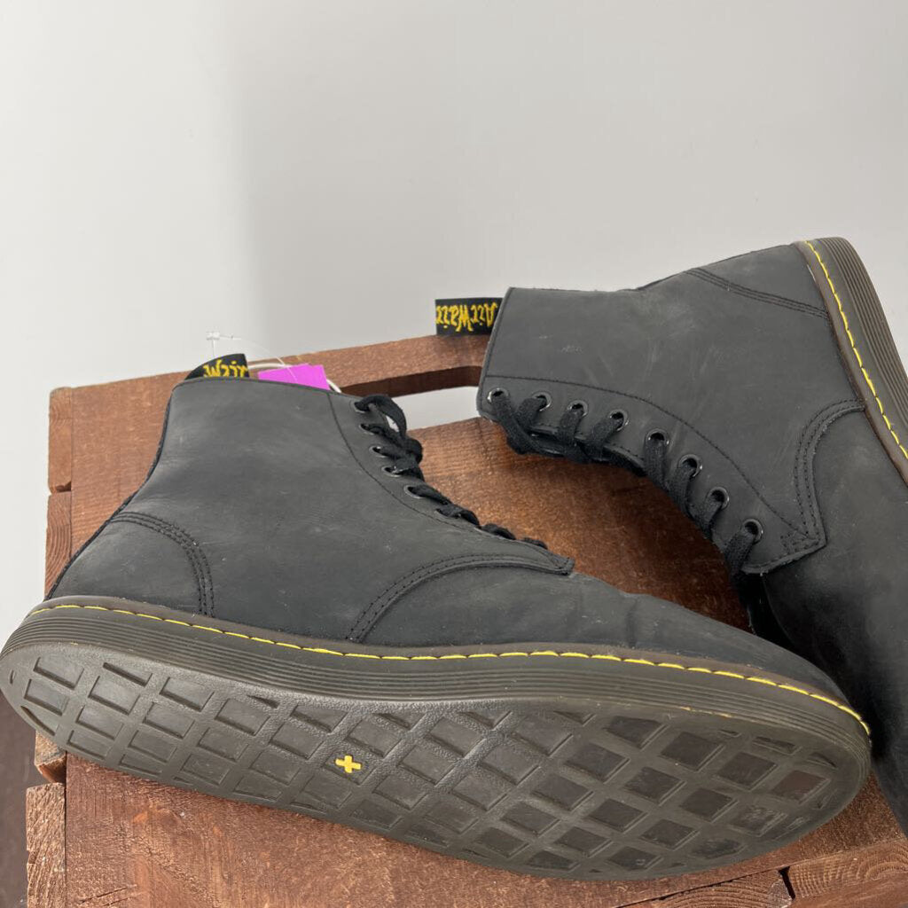 DR. Martens Boots