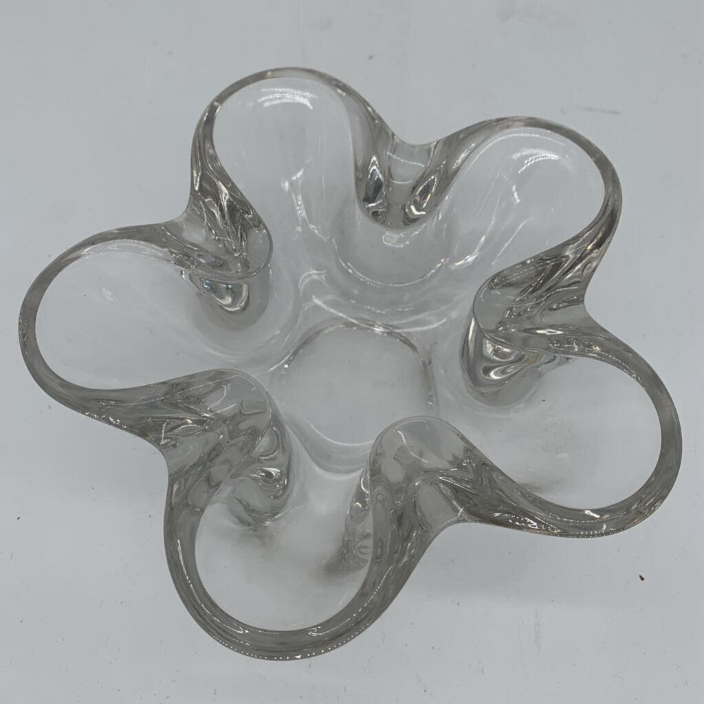 Crystal Flower Ashtray