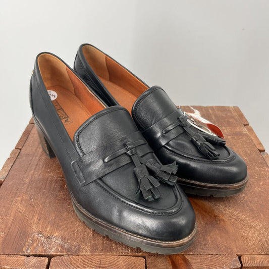 Pikolinos Loafers