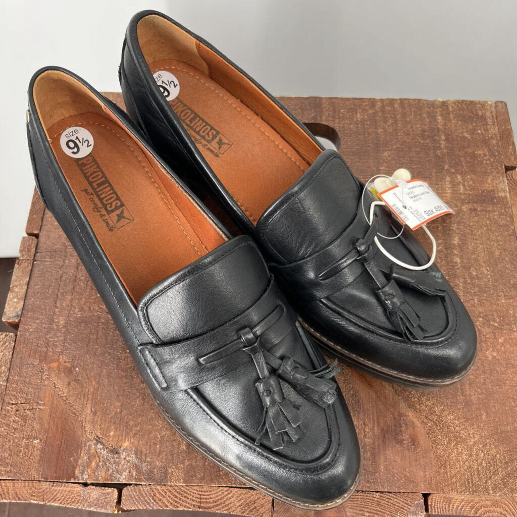 Pikolinos Loafers