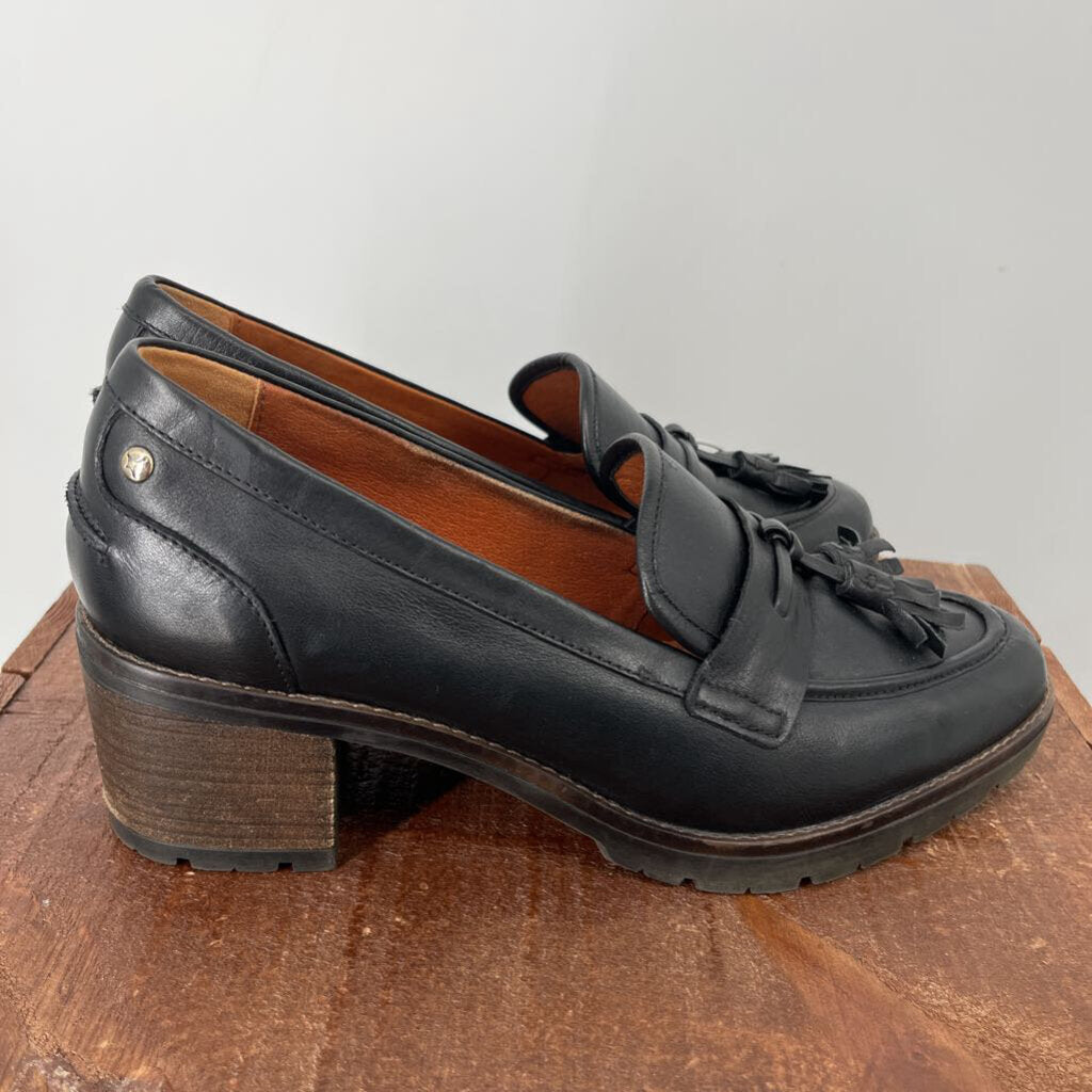 Pikolinos Loafers
