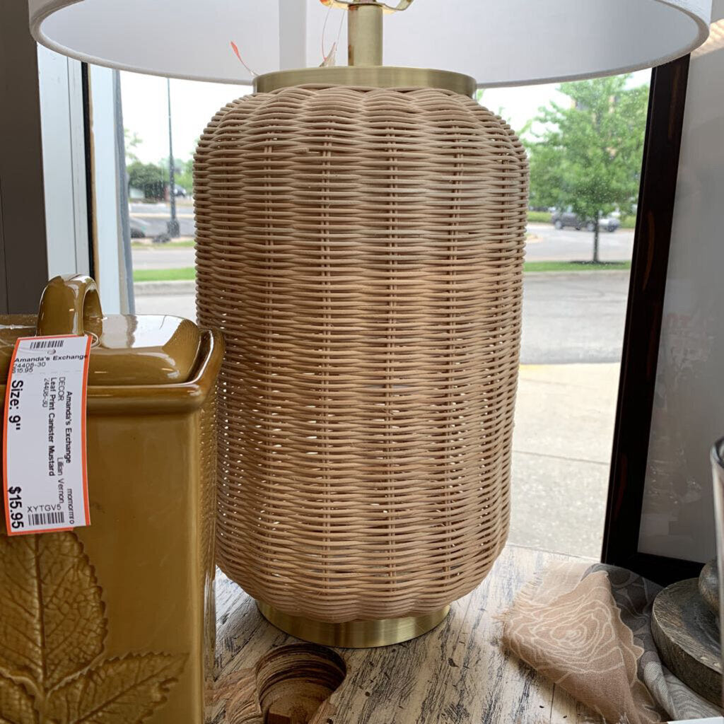 Woven Base Lamp