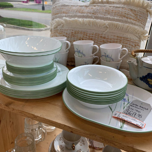 Corelle Dish Set