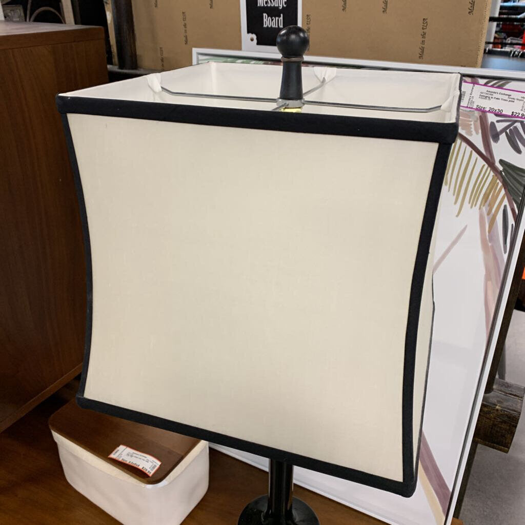 Resin Base Lamp Square Shade