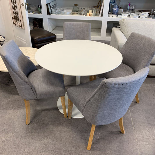 Round Table & 4 Chairs