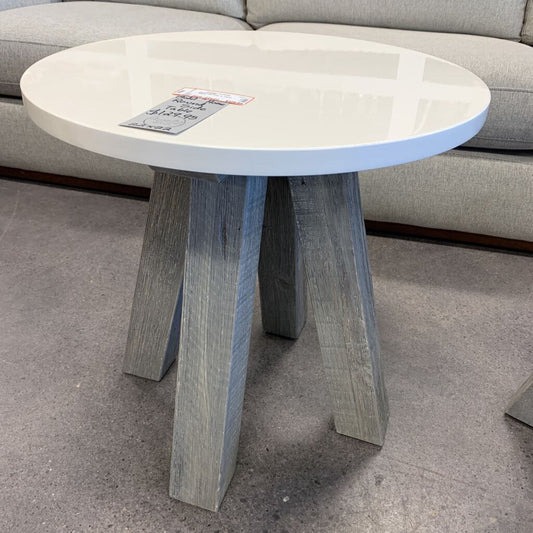 Round Side Table w Tripod Legs