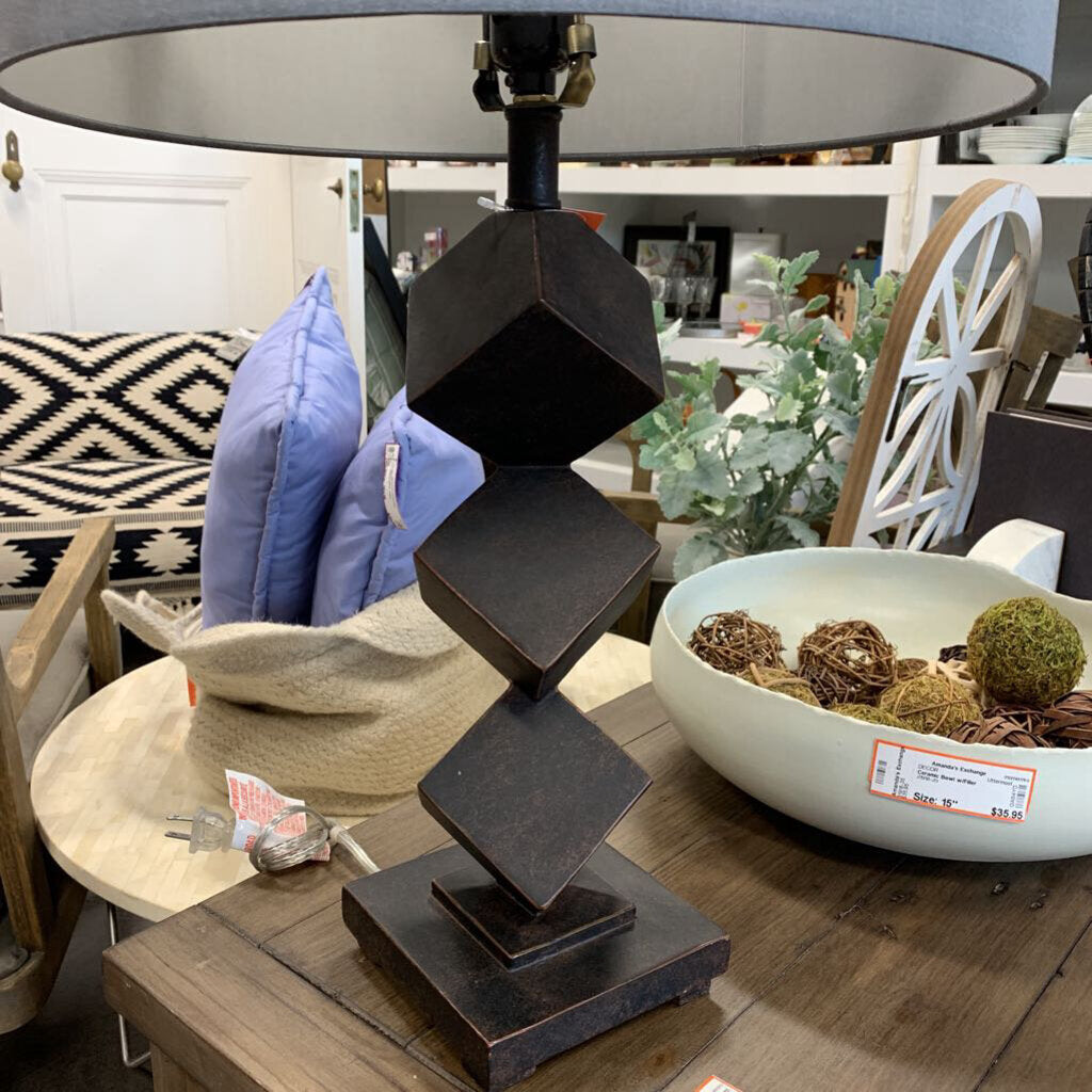 Geometric Base Lamp