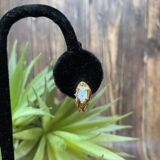 10k YG Opal Errngs