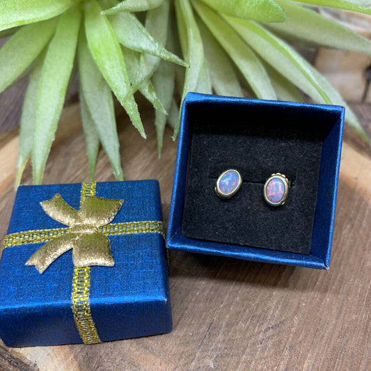 14k Opal Stud Errngs
