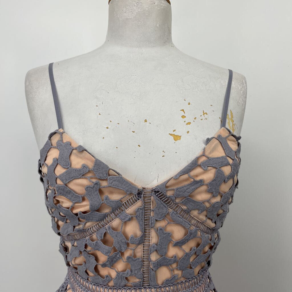 Elliatt slvls Dress