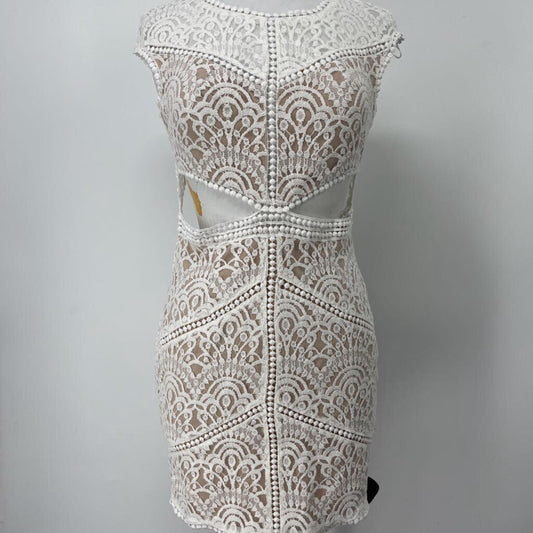 Hello Molly cap sleeve Dress