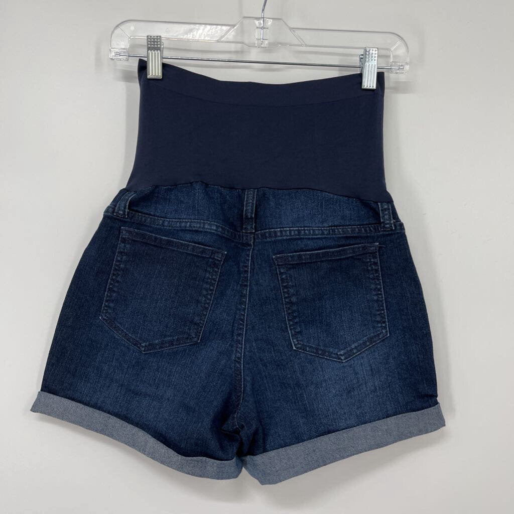 A Glow Shorts