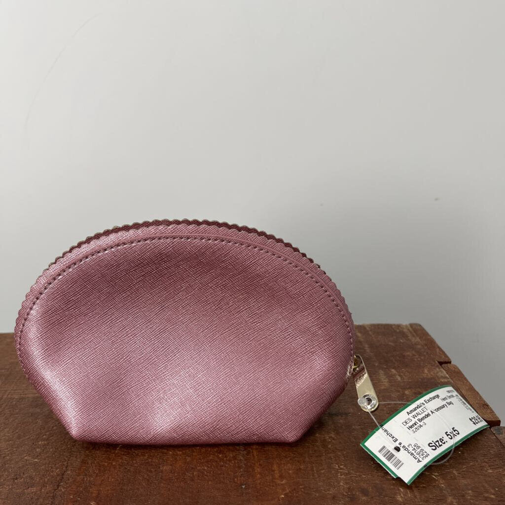 Henri Bendel Accessory Bag