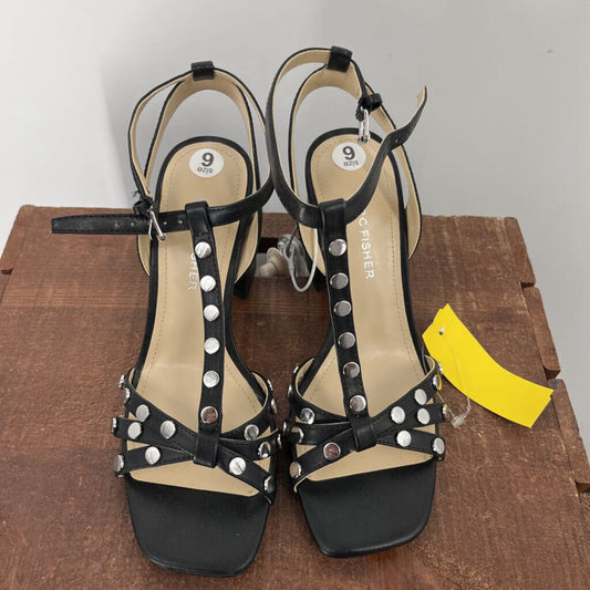 Marc Fisher Sandals