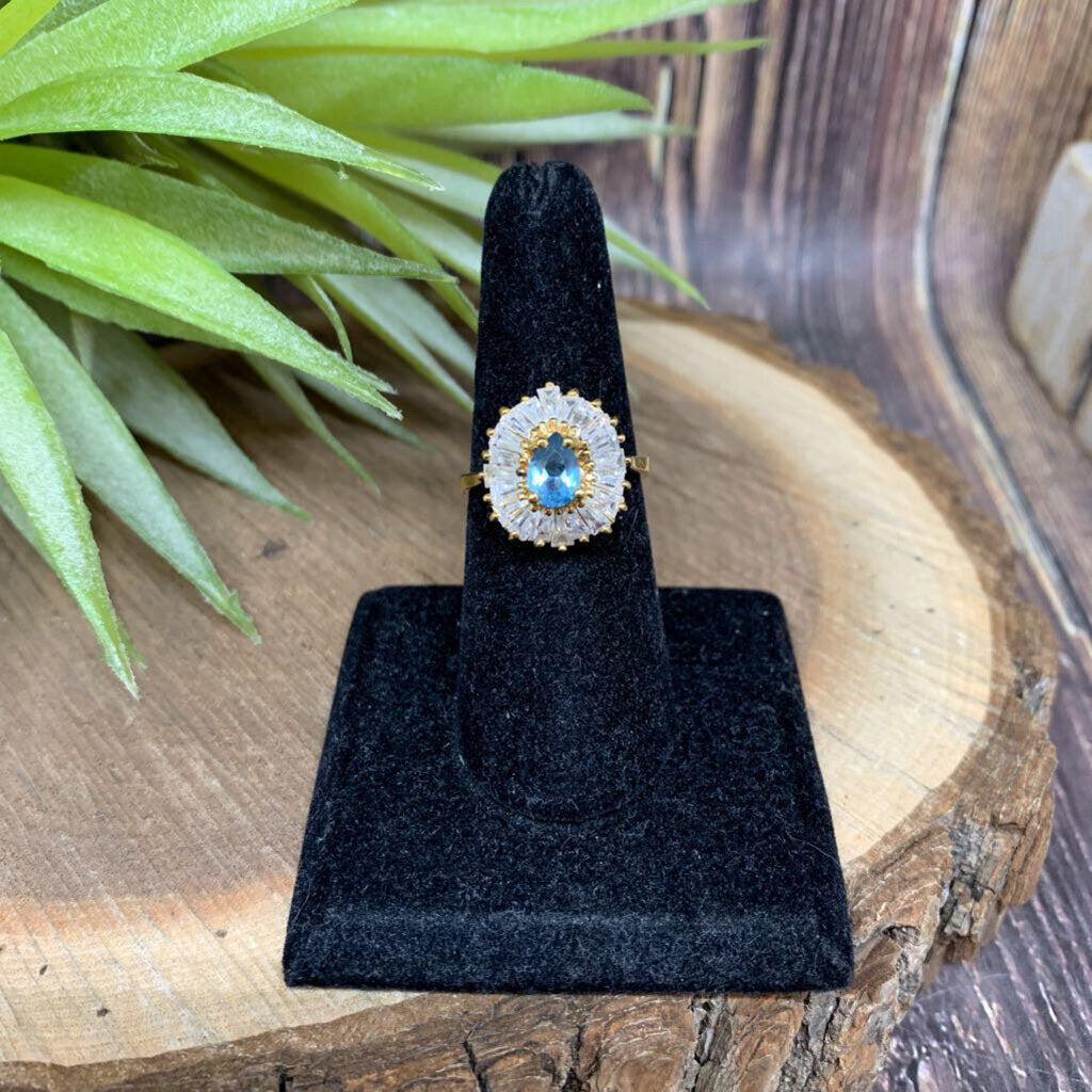 Ballerina Gem Ring