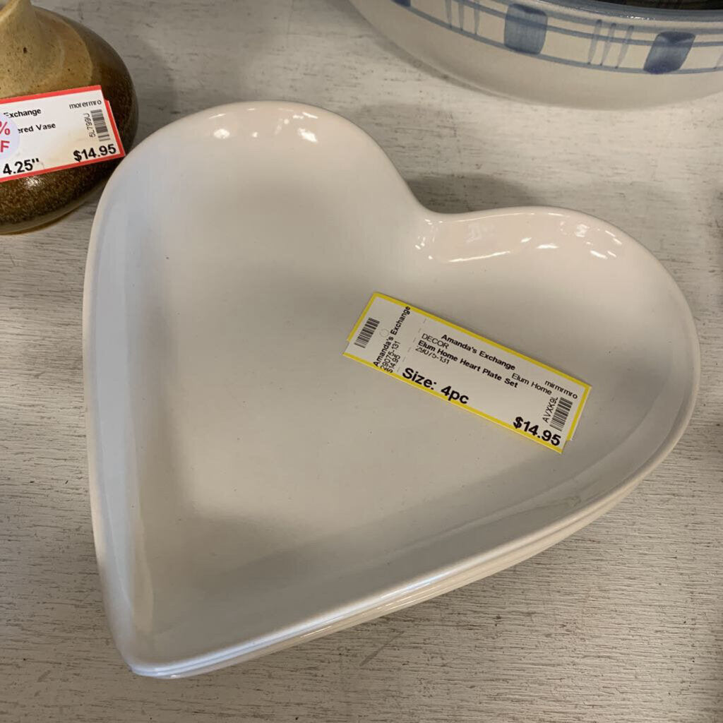 Elum Home Heart Plate Set