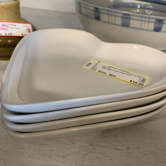 Elum Home Heart Plate Set