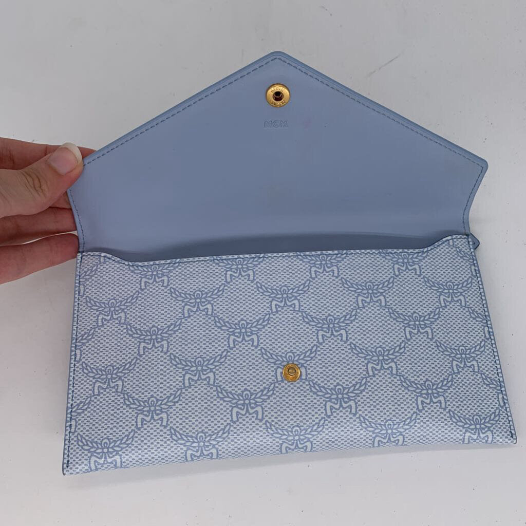 MCM Pebbled Wallet