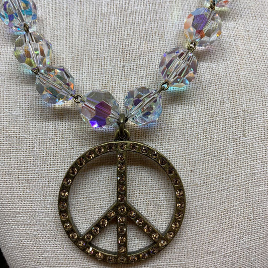 Sisi Amber Peace Necklace