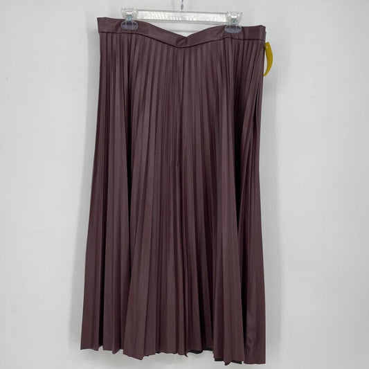 Scoop Faux Leather Skirt
