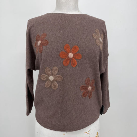 Aaeda Sweater