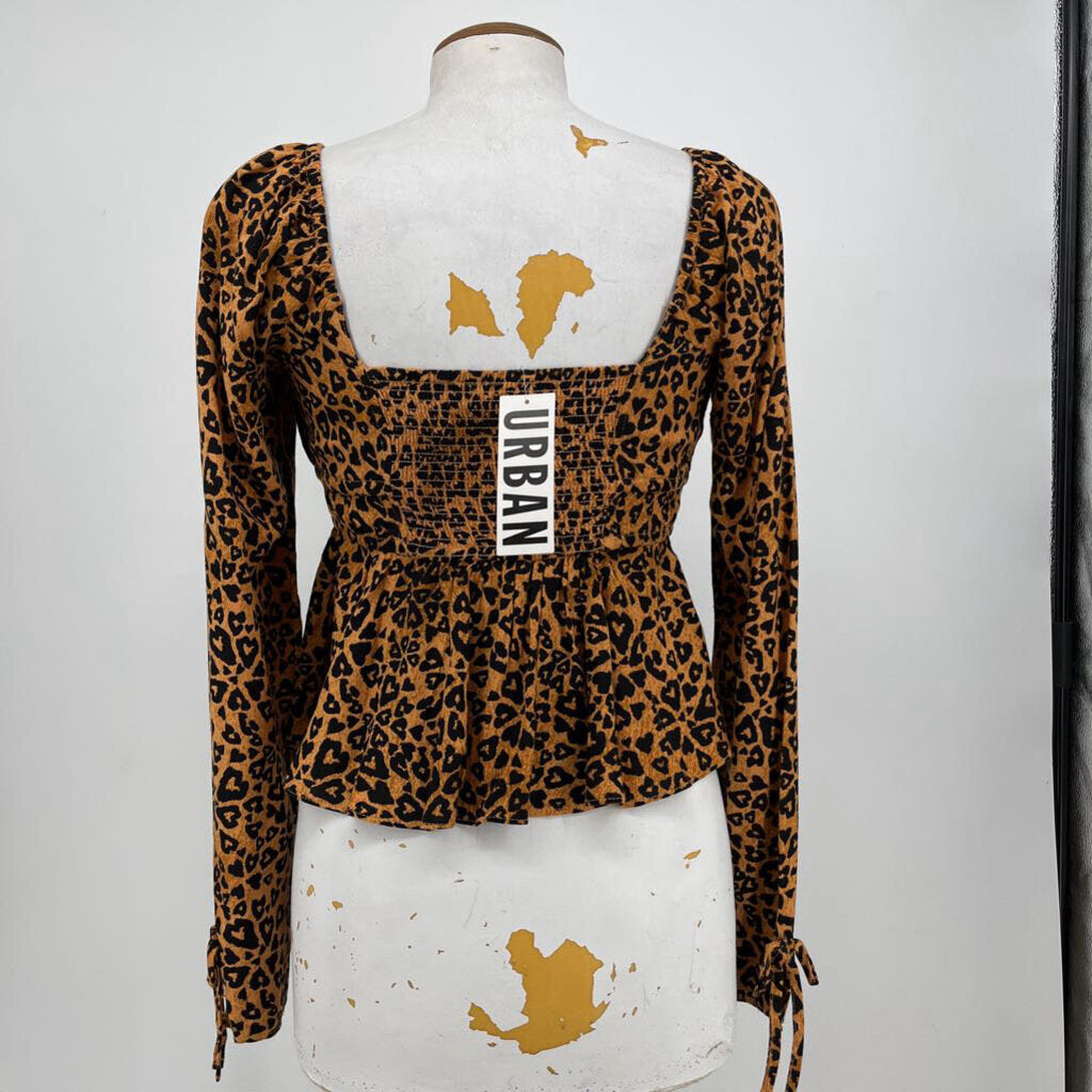 Urban Outfitters l/s Shirt