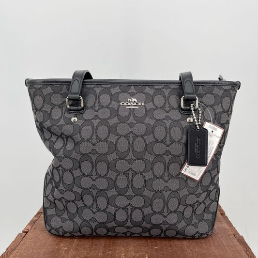 Coach Signature Tote