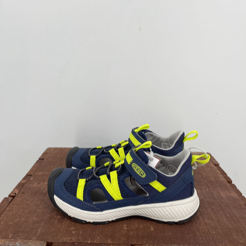 Keen SAndals