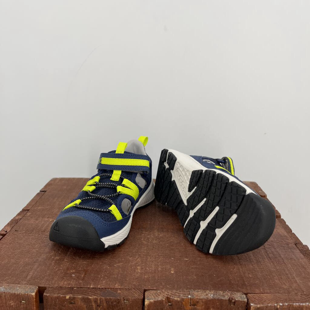 Keen SAndals
