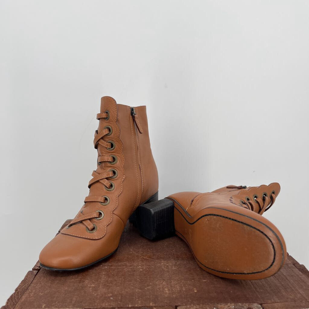 Chloe Boots