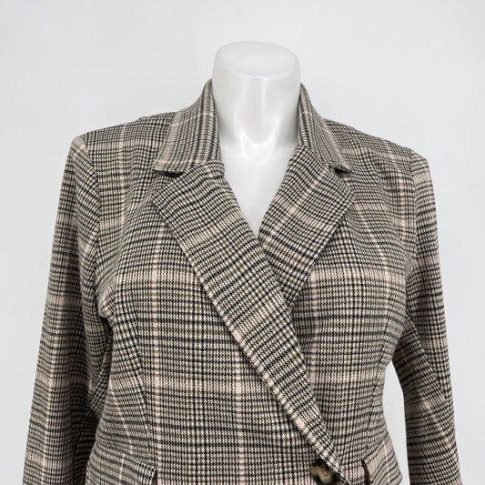 Maeve Blazer