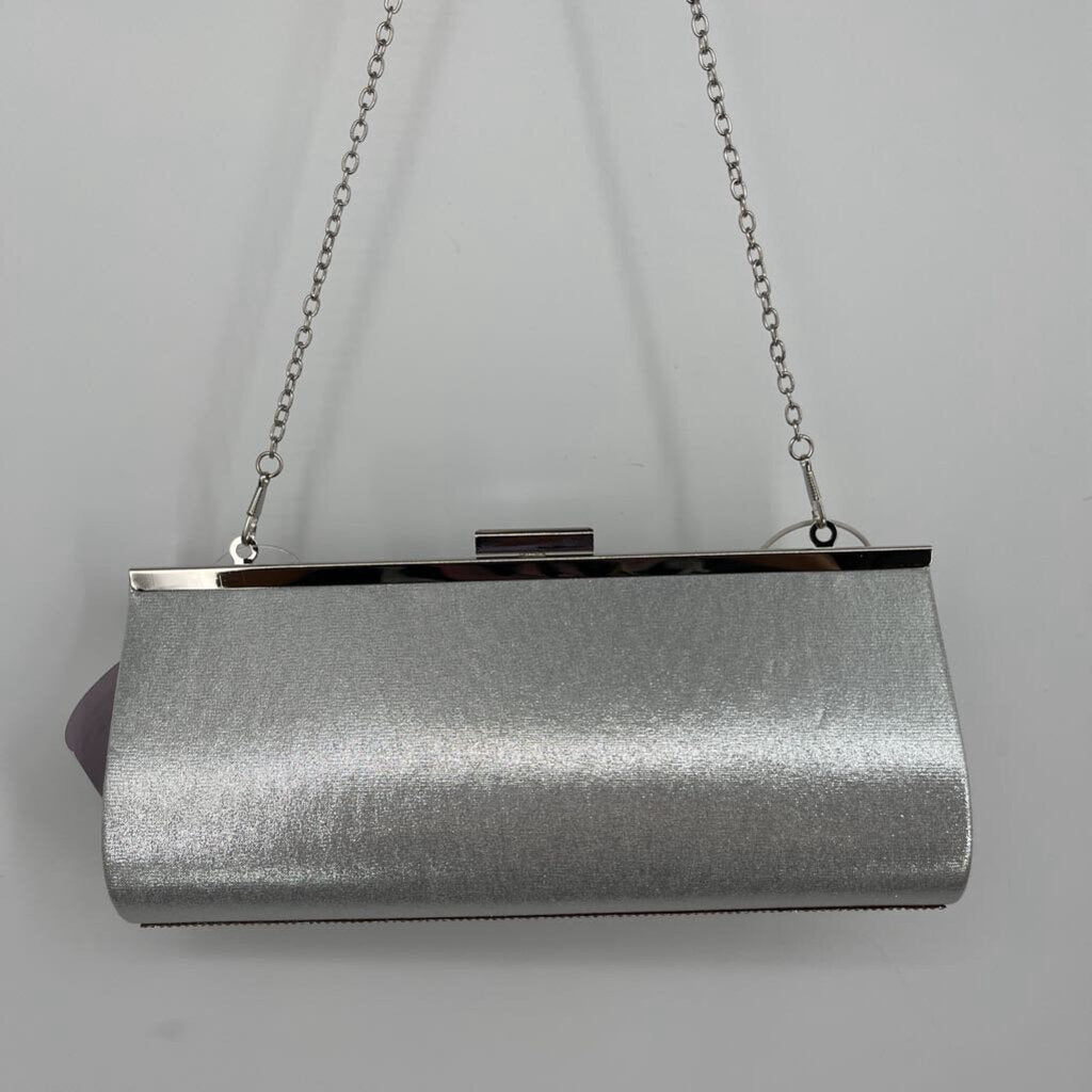 Lulu Townsend Clutch