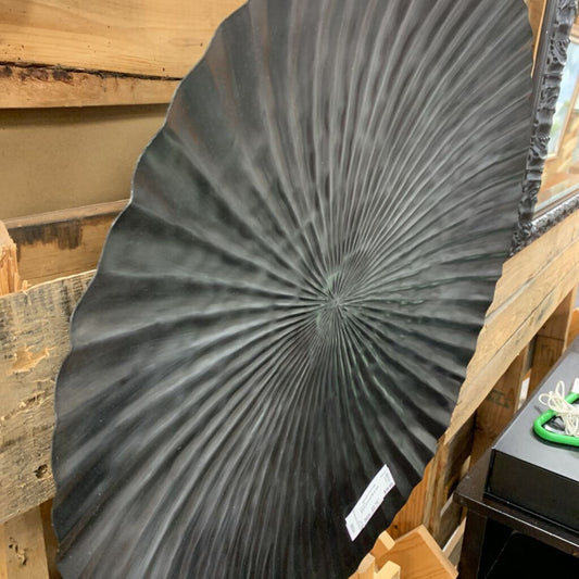 Round Grooved Metal Wall Hanging