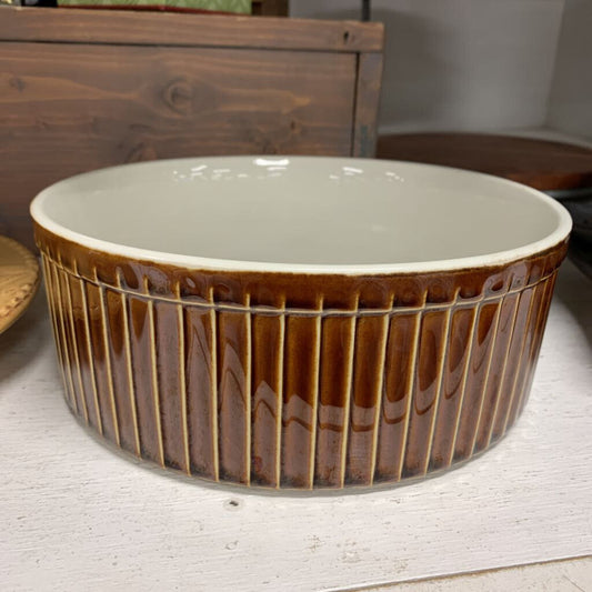 Ridged Round Baker
