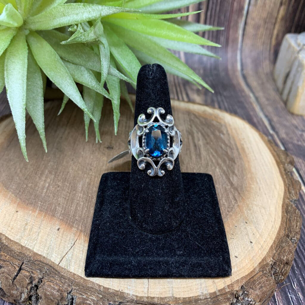 Carolyn Pollack London Blue Topaz Ring