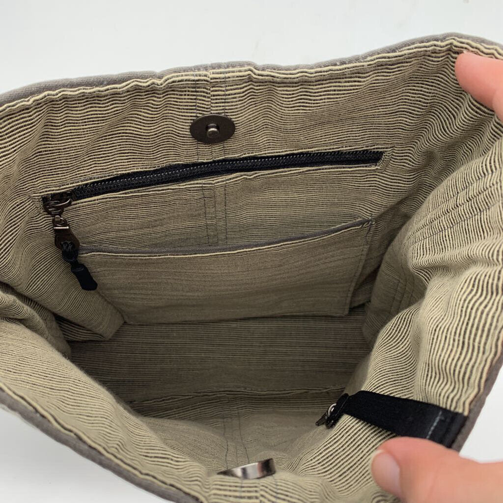 Sparrow Crossbody
