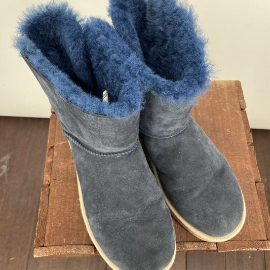 Ugg Suede Bootie