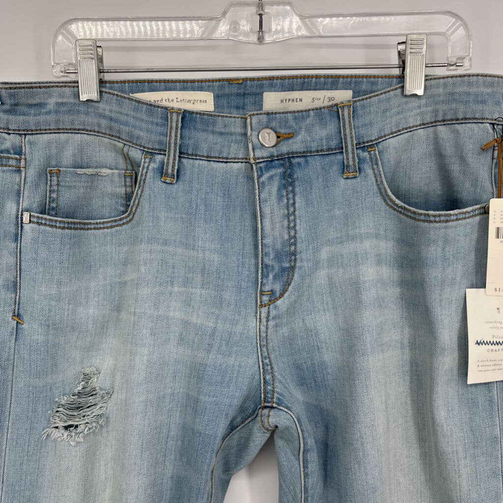 Pilcro Straight Crop Jeans