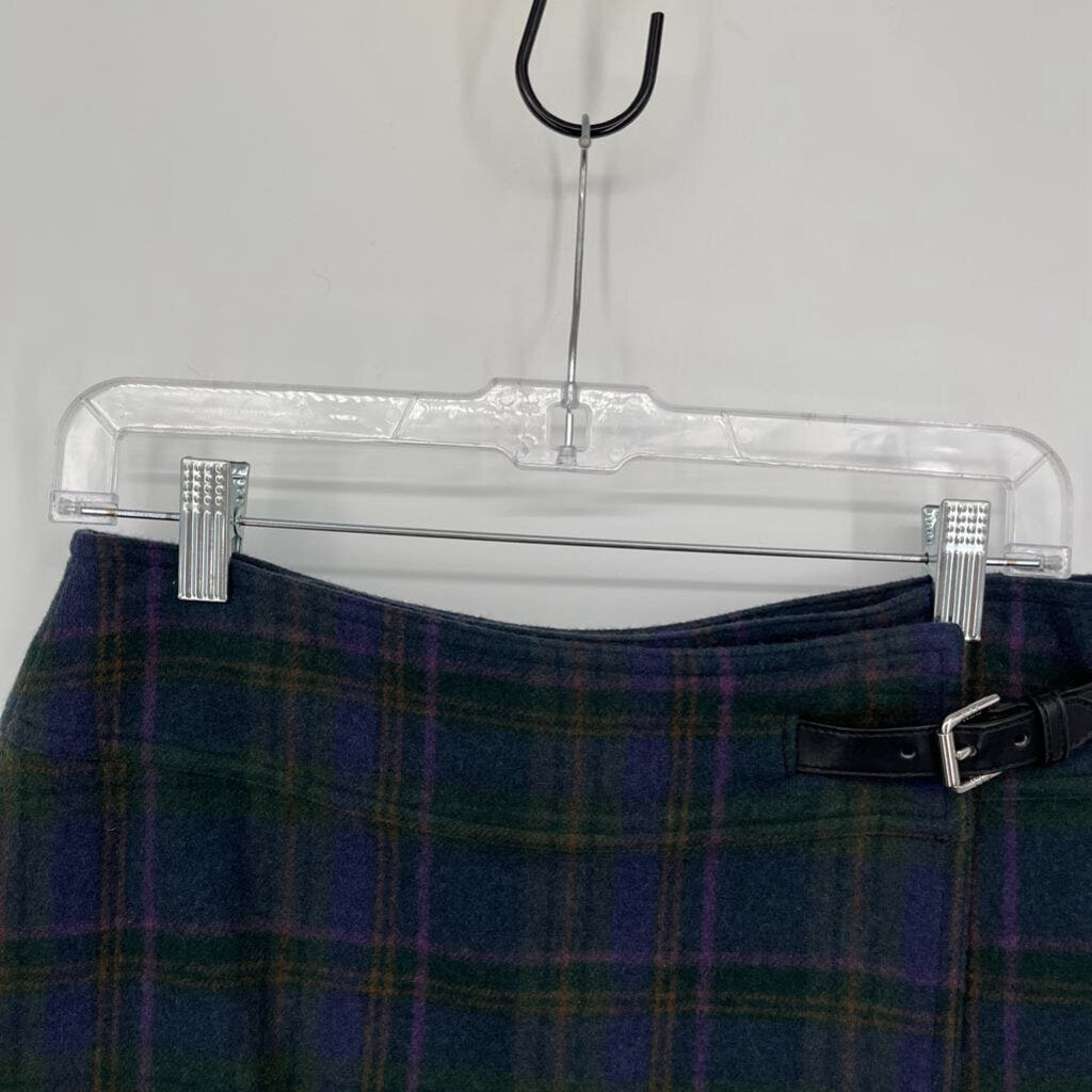 Lauren Plaid Wrap Skit